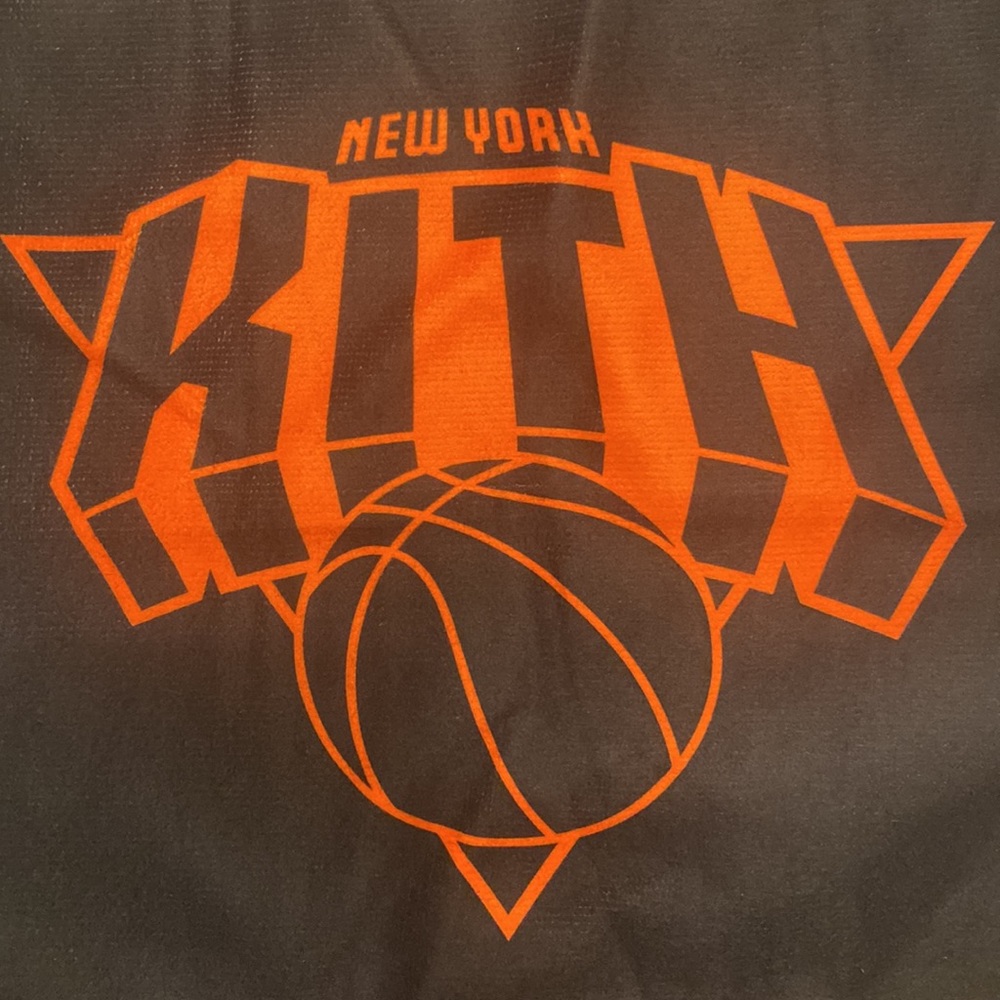 Kith/Knicks rally towel. Brand new. Released 11/11/22 - Picture 3 of 5